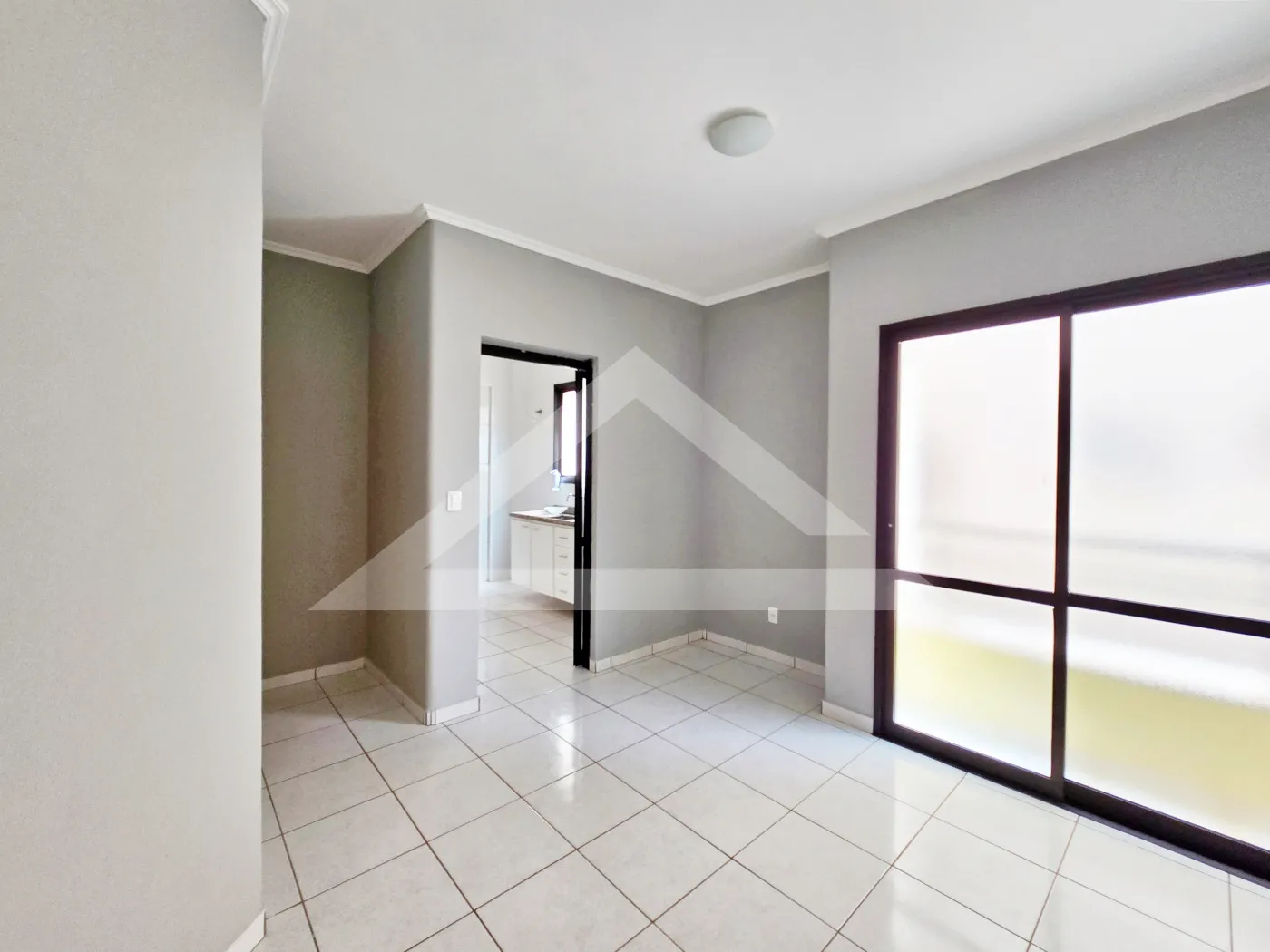 Alugar Apartamento / Padr&atilde;o em Ribeir&atilde;o Preto R$ 1.350,00 - Foto 1