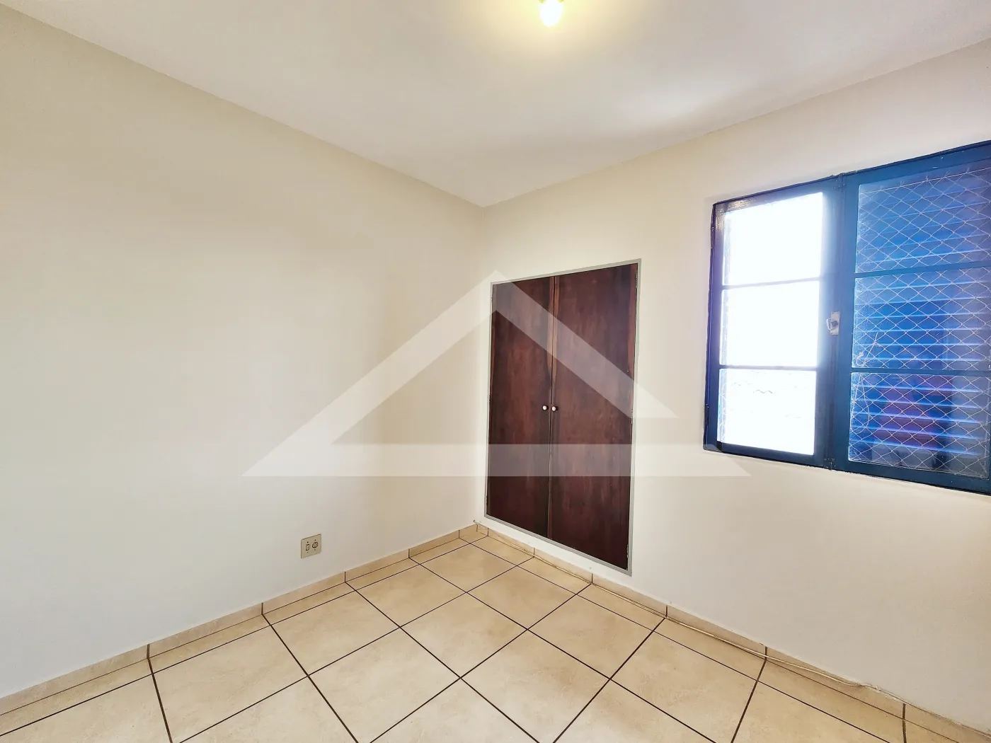 Alugar Apartamento / Padr&atilde;o em Ribeir&atilde;o Preto R$ 1.200,00 - Foto 9