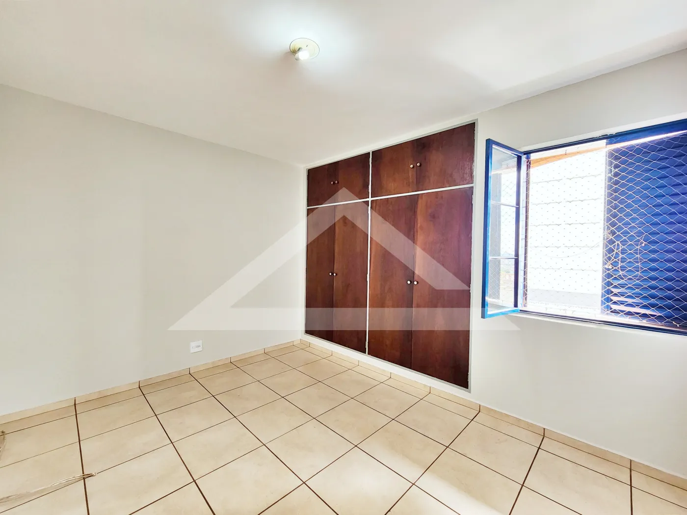 Alugar Apartamento / Padr&atilde;o em Ribeir&atilde;o Preto R$ 1.200,00 - Foto 7
