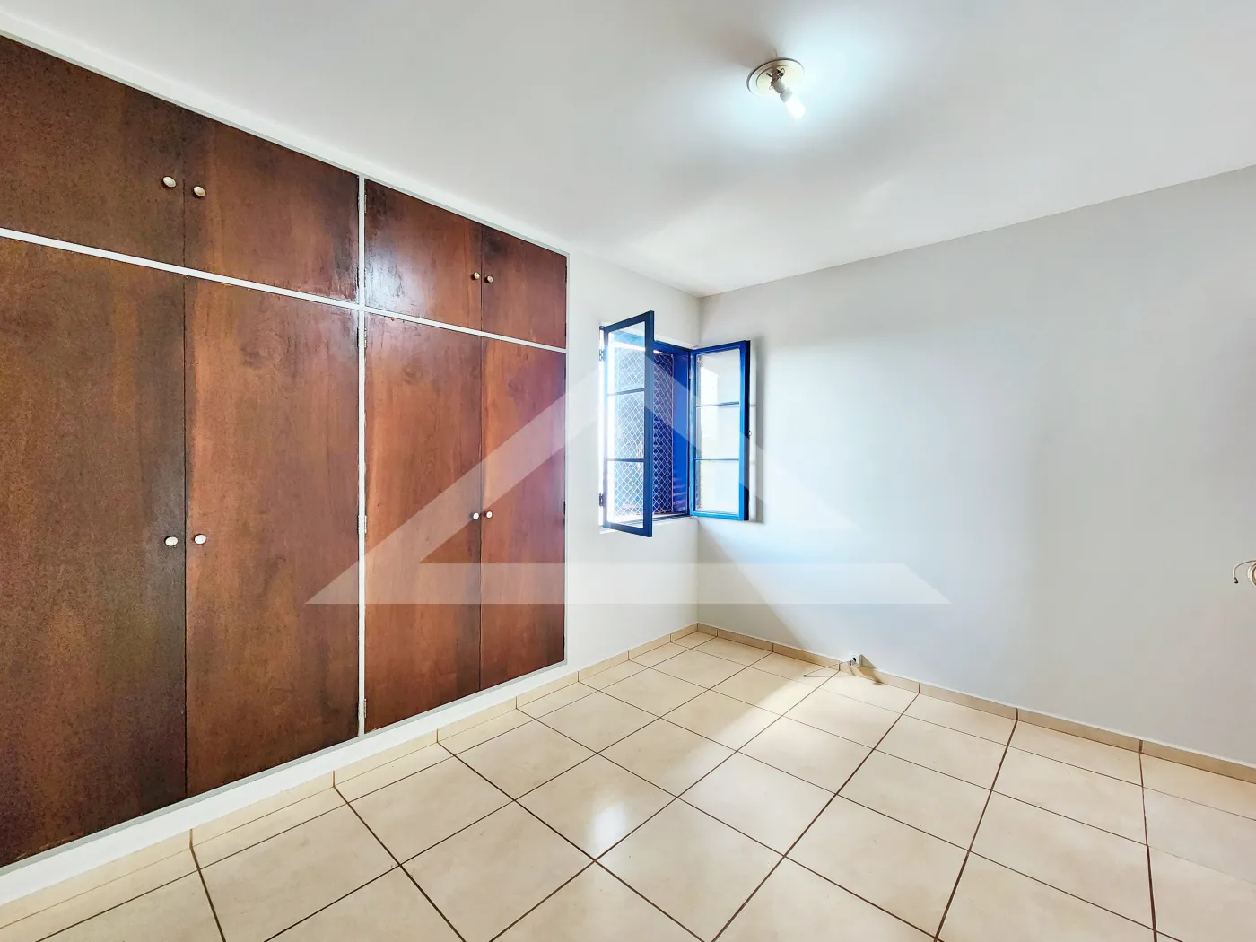 Alugar Apartamento / Padr&atilde;o em Ribeir&atilde;o Preto R$ 1.200,00 - Foto 6