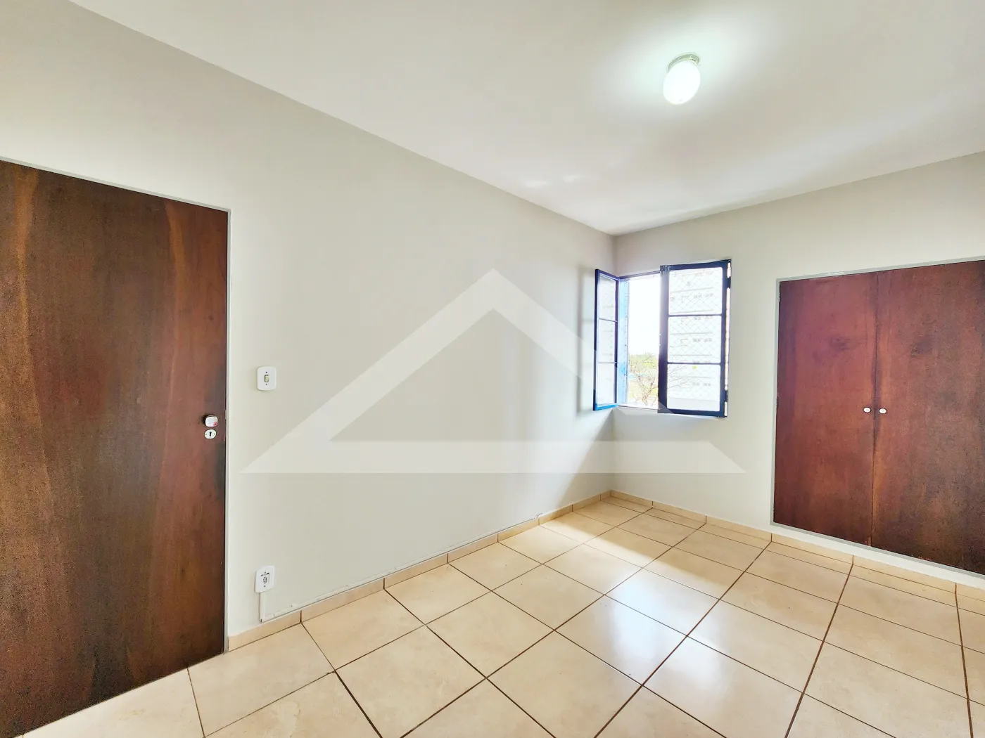 Alugar Apartamento / Padr&atilde;o em Ribeir&atilde;o Preto R$ 1.200,00 - Foto 10