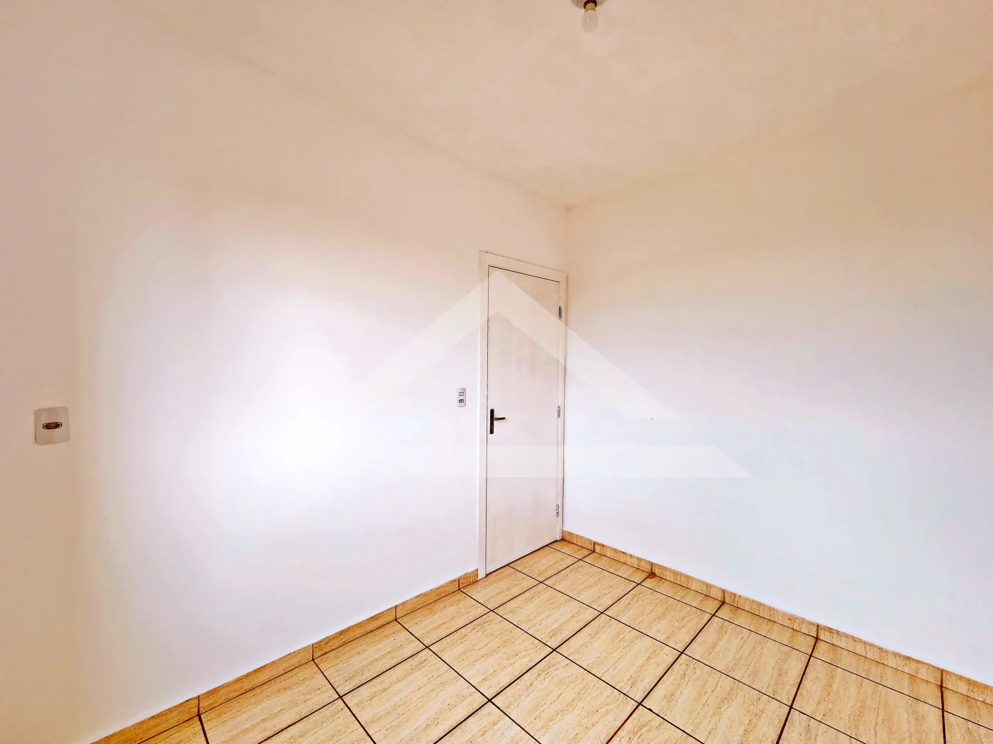 Alugar Apartamento / Padr&atilde;o em Ribeir&atilde;o Preto R$ 800,00 - Foto 15