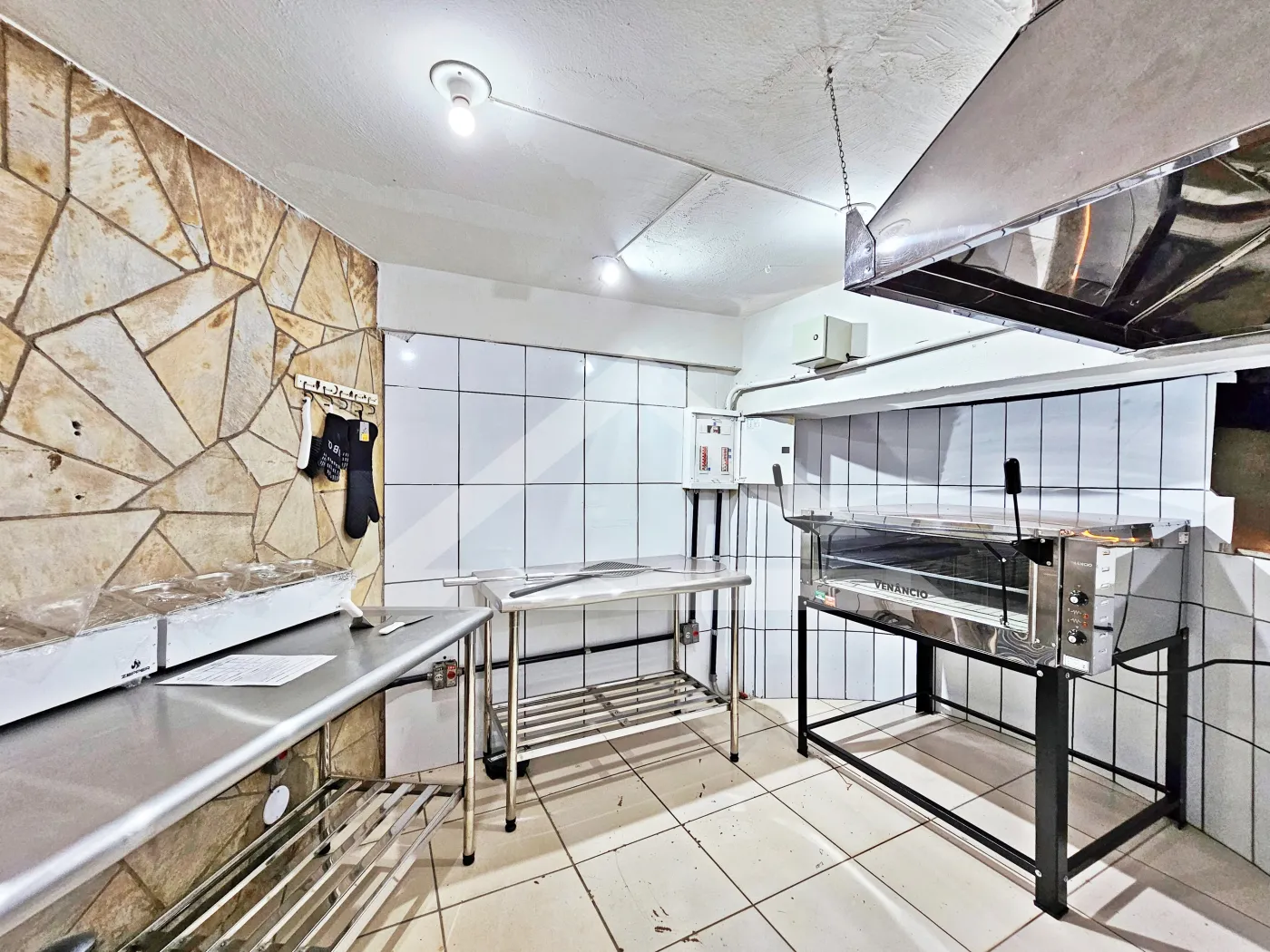 Alugar Comercial / Im&oacute;vel Comercial em Ribeir&atilde;o Preto R$ 3.800,00 - Foto 6