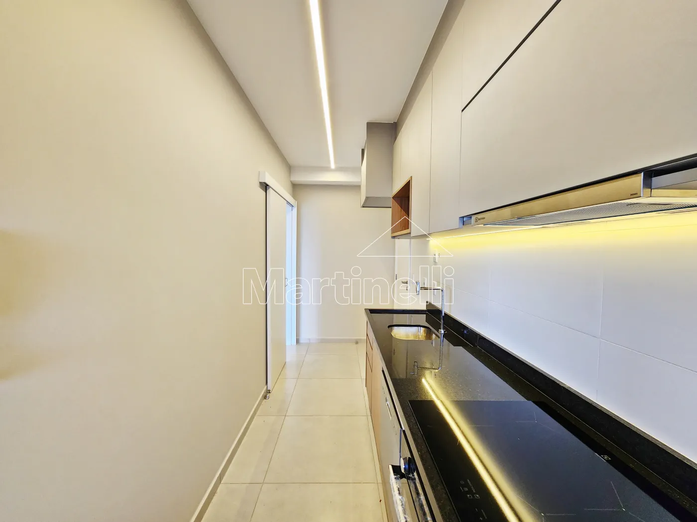 Alugar Apartamento / Padr&atilde;o em Ribeir&atilde;o Preto R$ 6.900,00 - Foto 11