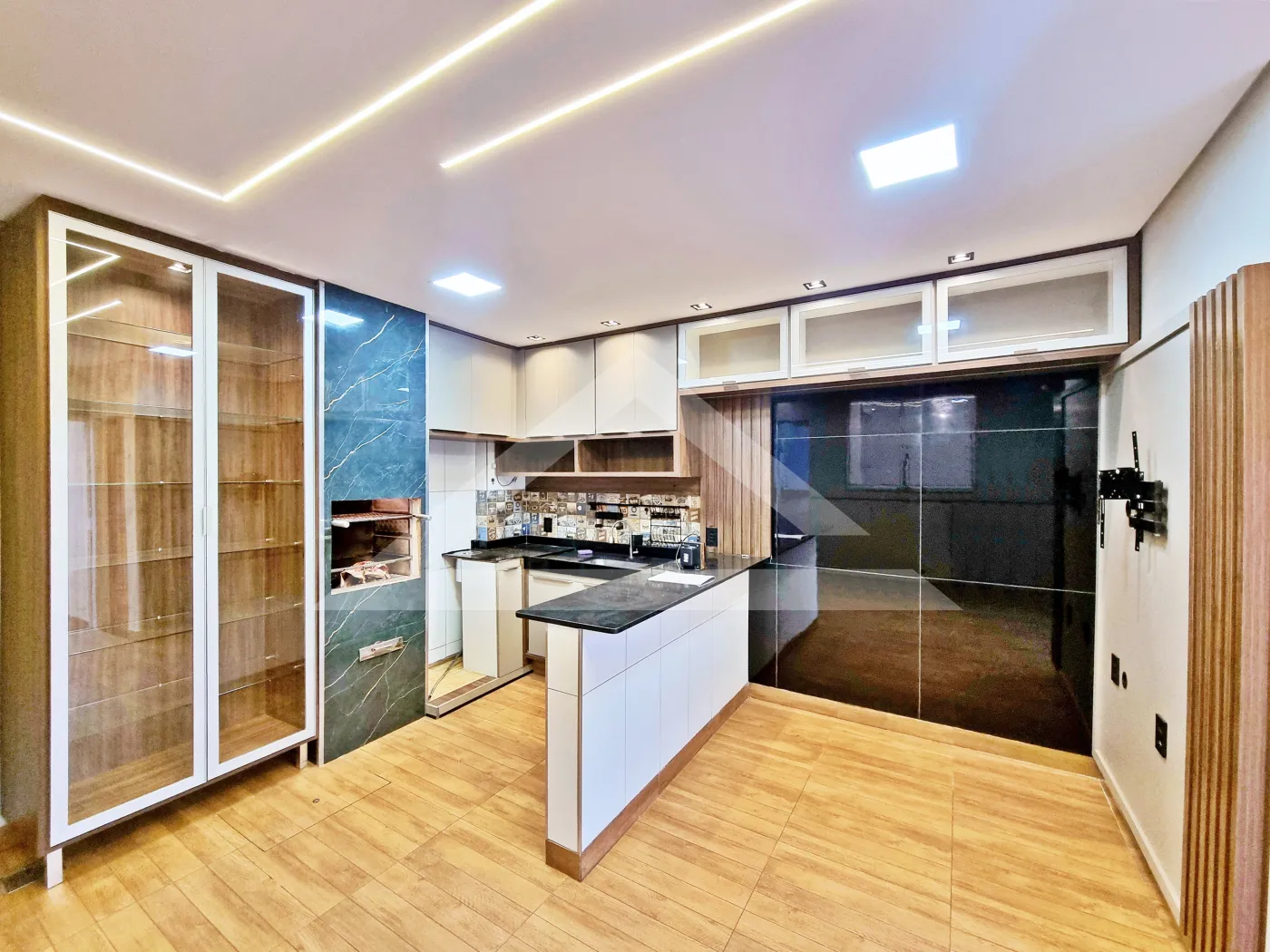 Alugar Apartamento / Padr&atilde;o em Ribeir&atilde;o Preto R$ 2.300,00 - Foto 3