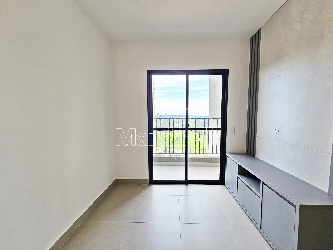 Alugar Apartamento / Padr&atilde;o em Ribeir&atilde;o Preto R$ 2.400,00 - Foto 2