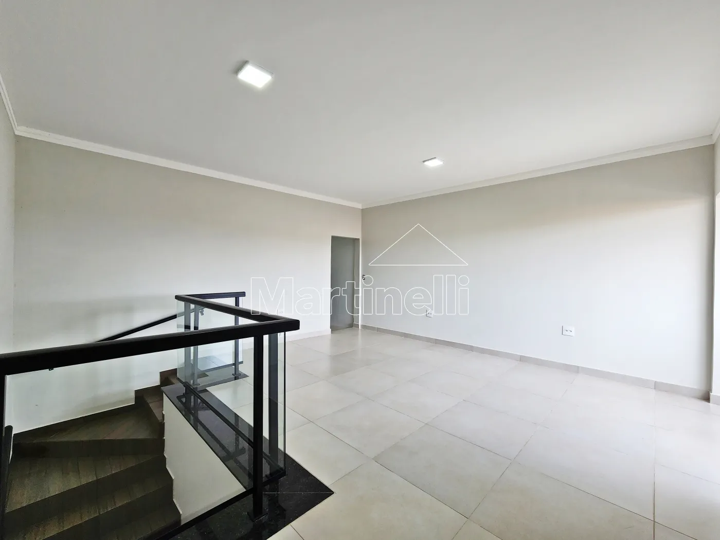 Alugar Casa / Sobrado Padr&atilde;o em Ribeir&atilde;o Preto R$ 2.450,00 - Foto 3