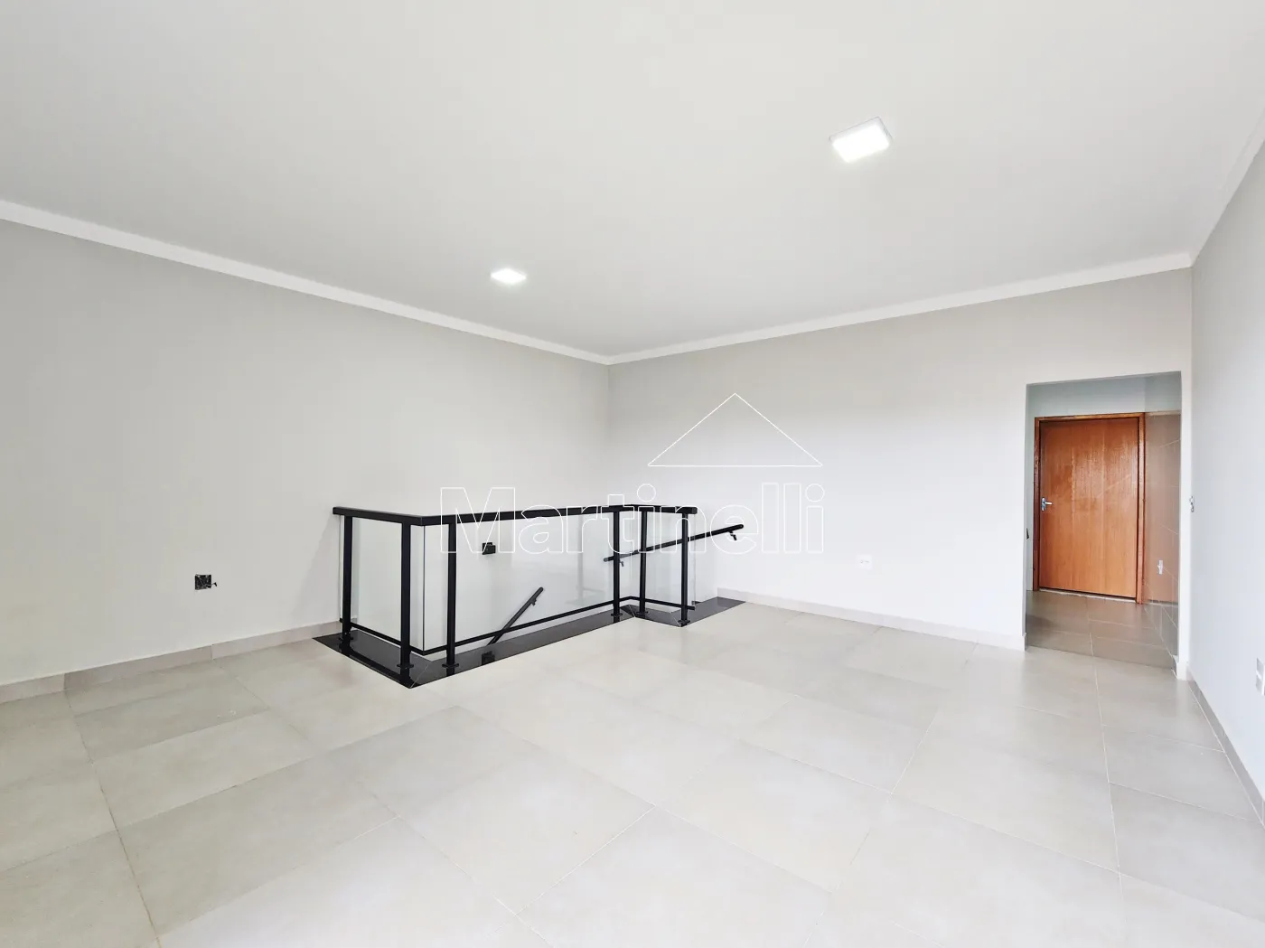 Alugar Casa / Sobrado Padr&atilde;o em Ribeir&atilde;o Preto R$ 2.450,00 - Foto 4