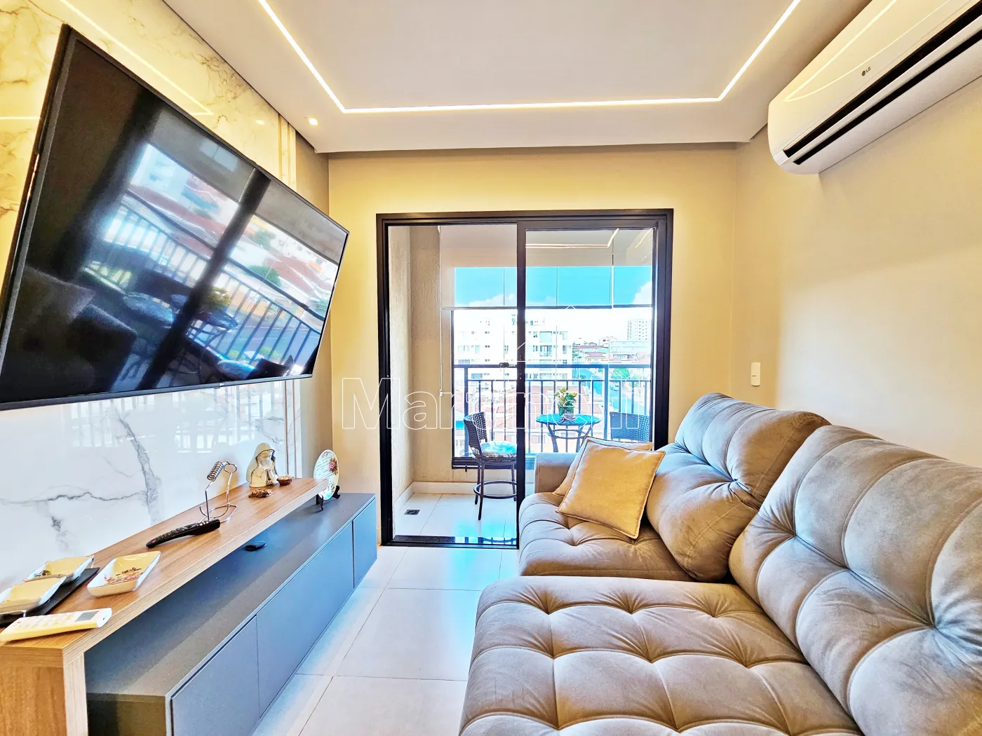 Alugar Apartamento / Padr&atilde;o em Ribeir&atilde;o Preto R$ 3.100,00 - Foto 3