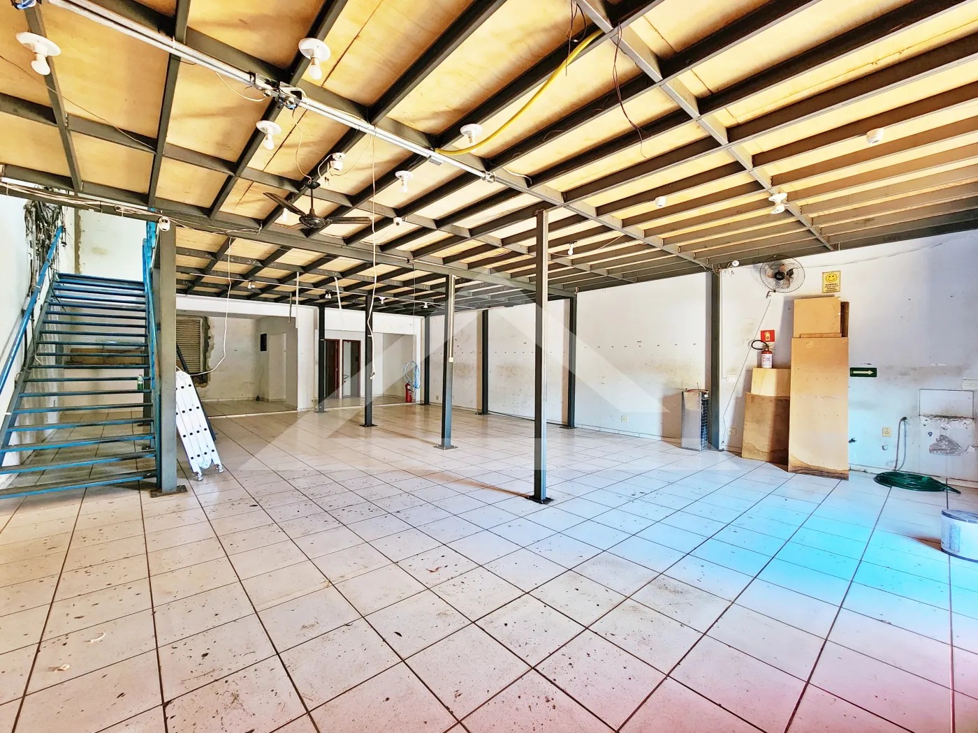 Alugar Comercial / Im&oacute;vel Comercial em Ribeir&atilde;o Preto R$ 4.000,00 - Foto 2