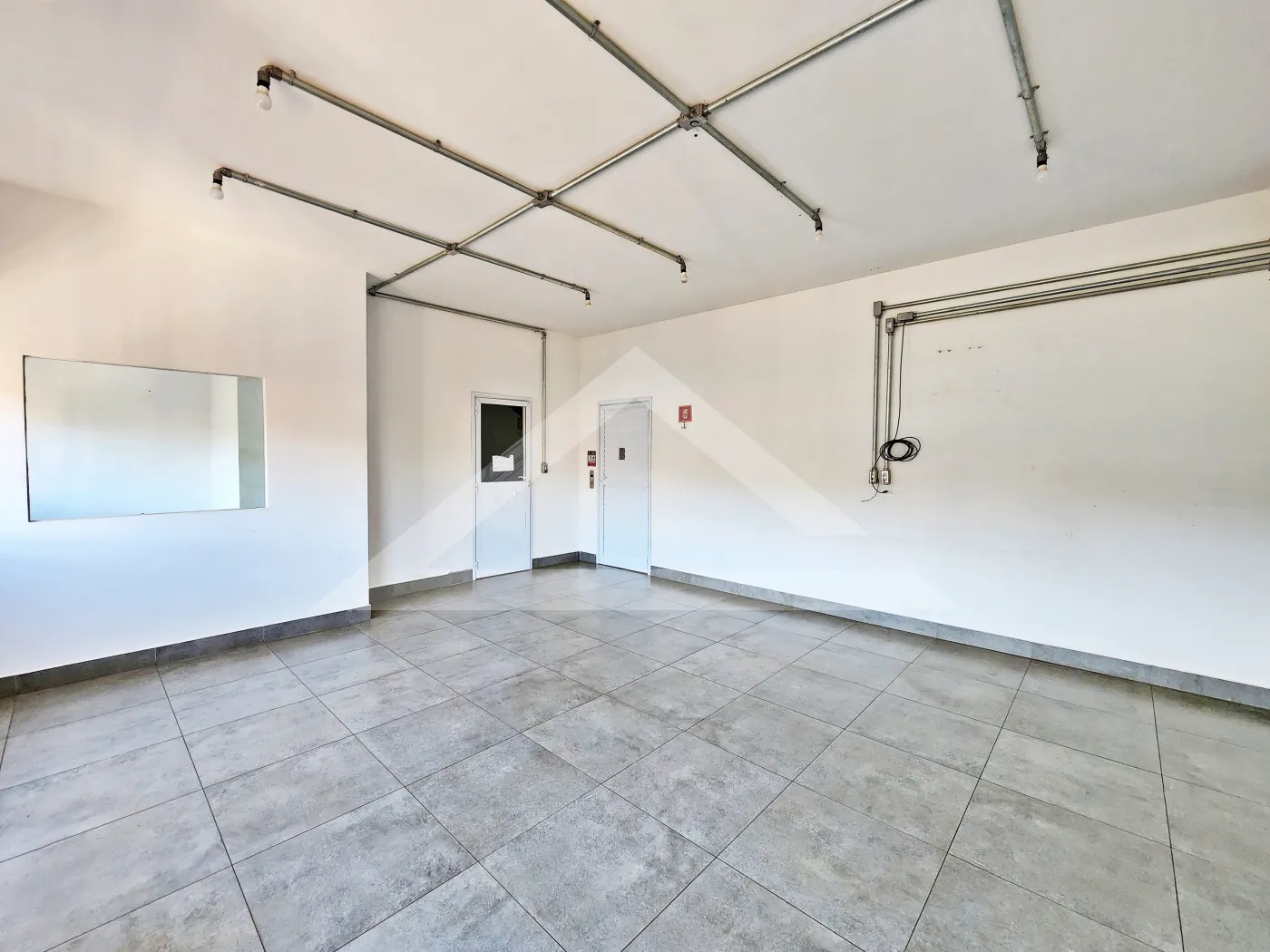 Alugar Comercial / Im&oacute;vel Comercial em Ribeir&atilde;o Preto R$ 4.000,00 - Foto 18