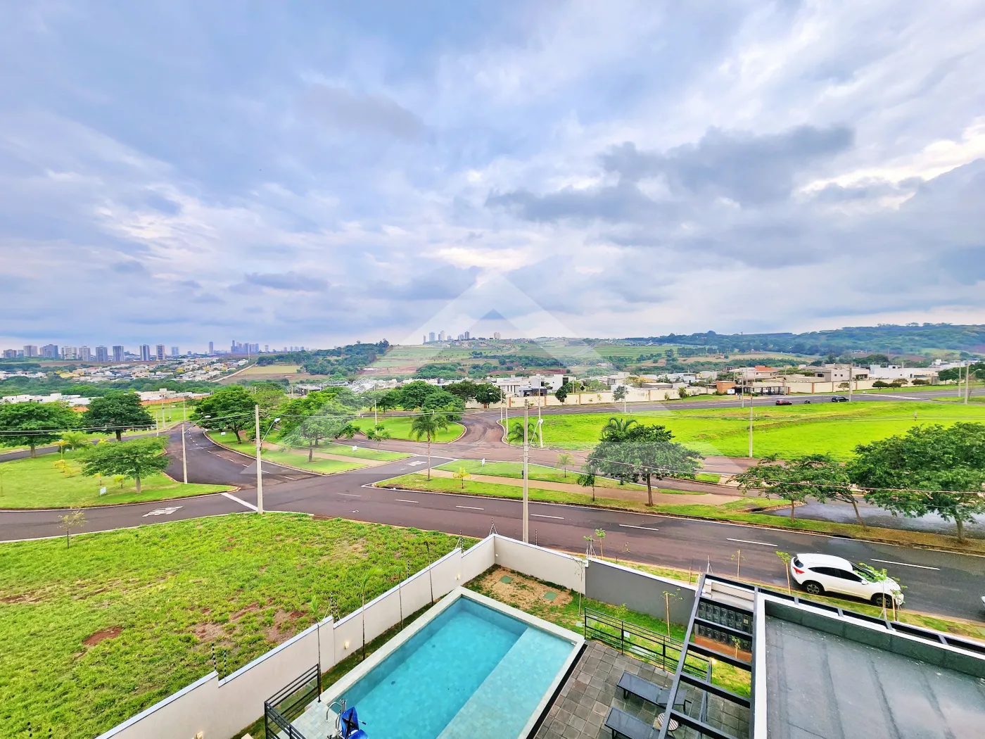 Alugar Apartamento / Padr&atilde;o em Ribeir&atilde;o Preto R$ 2.700,00 - Foto 14