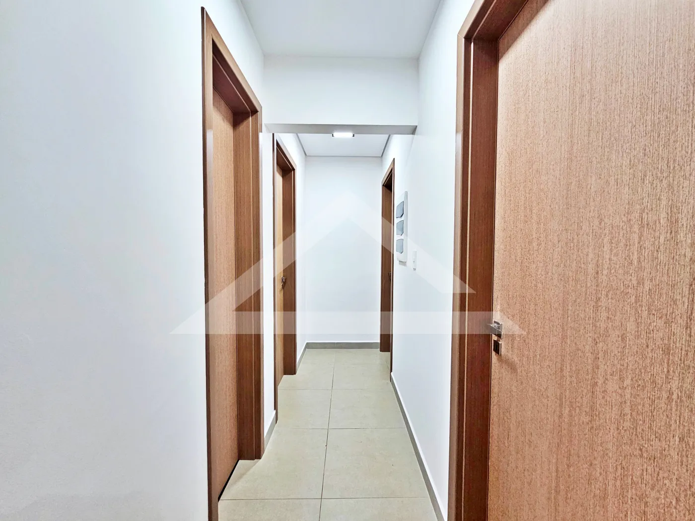 Alugar Apartamento / Padr&atilde;o em Ribeir&atilde;o Preto R$ 4.000,00 - Foto 8