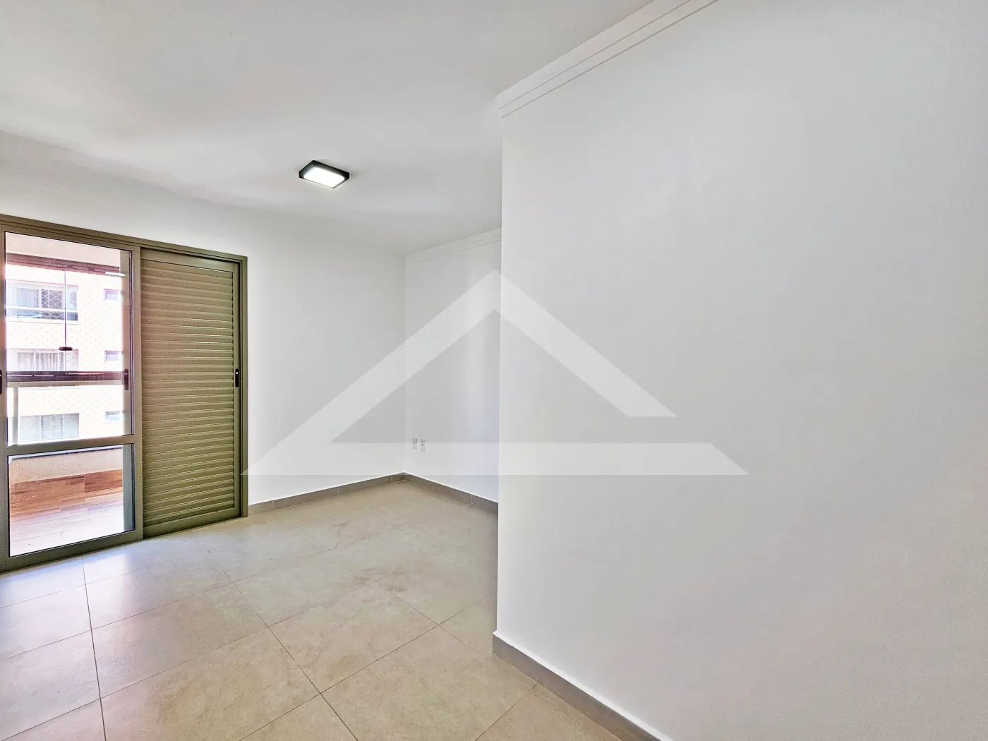 Alugar Apartamento / Padr&atilde;o em Ribeir&atilde;o Preto R$ 4.000,00 - Foto 10