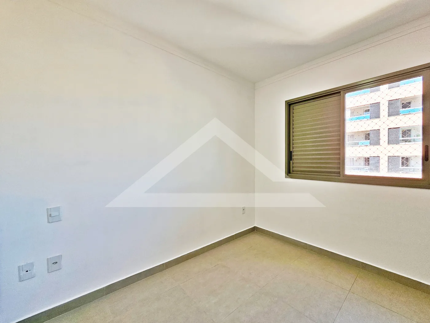 Alugar Apartamento / Padr&atilde;o em Ribeir&atilde;o Preto R$ 4.000,00 - Foto 15