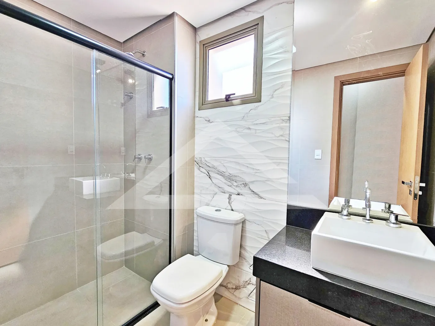 Alugar Apartamento / Padr&atilde;o em Ribeir&atilde;o Preto R$ 4.000,00 - Foto 18