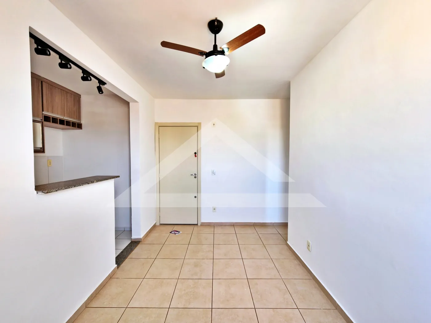 Comprar Apartamento / Padr&atilde;o em Ribeir&atilde;o Preto R$ 180.000,00 - Foto 2