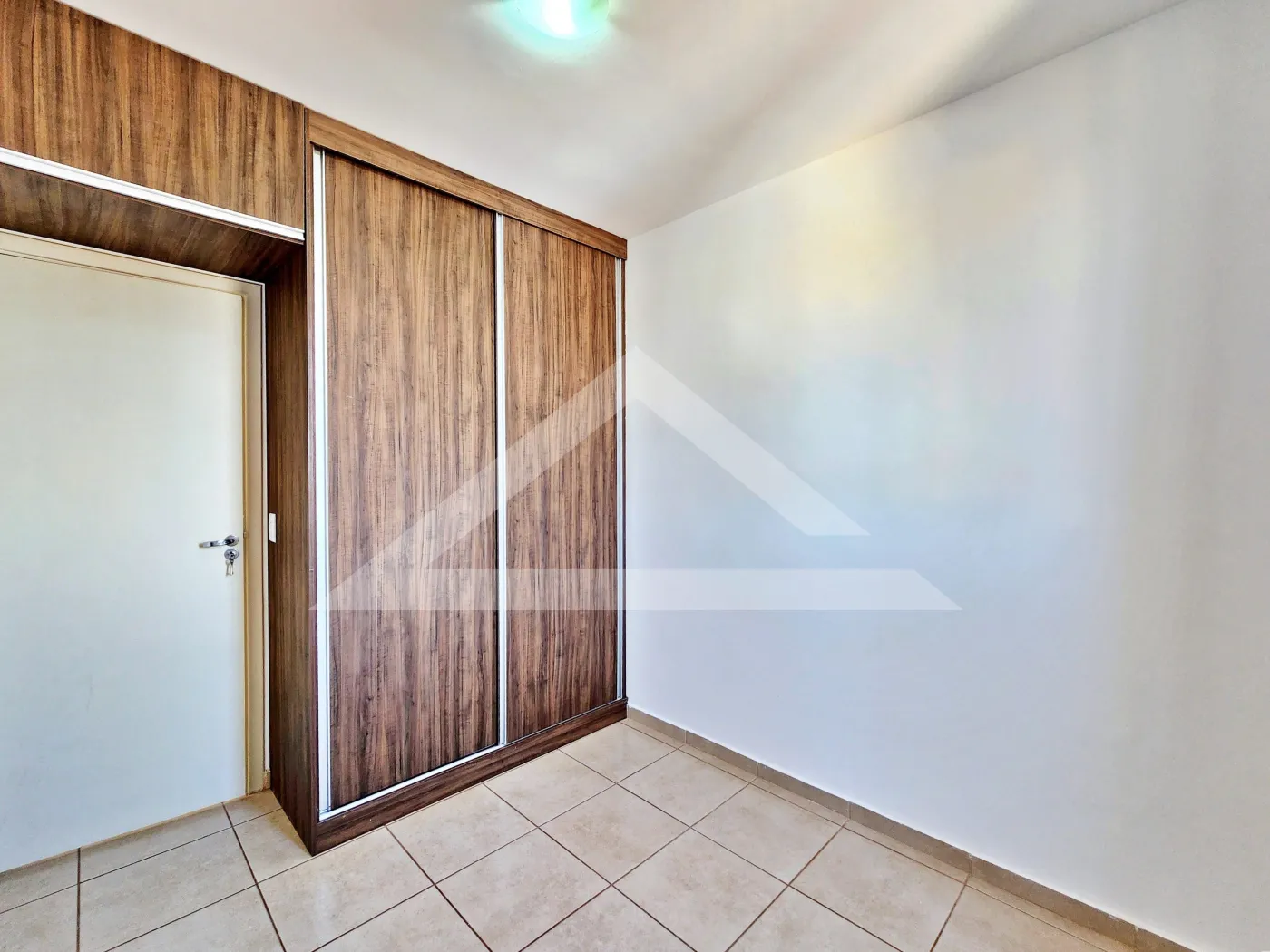 Comprar Apartamento / Padr&atilde;o em Ribeir&atilde;o Preto R$ 180.000,00 - Foto 7