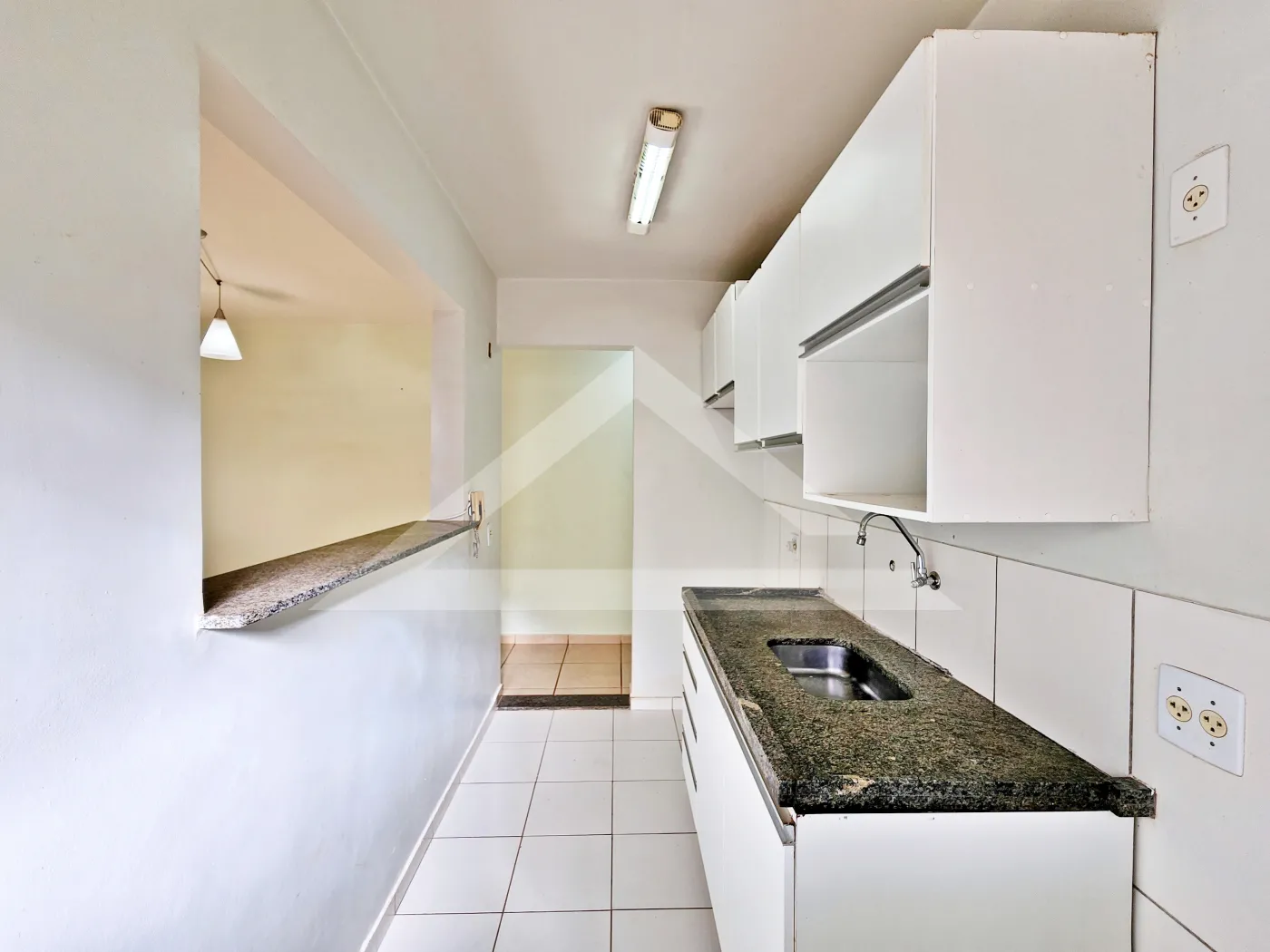 Comprar Apartamento / Padr&atilde;o em Ribeir&atilde;o Preto R$ 190.000,00 - Foto 4