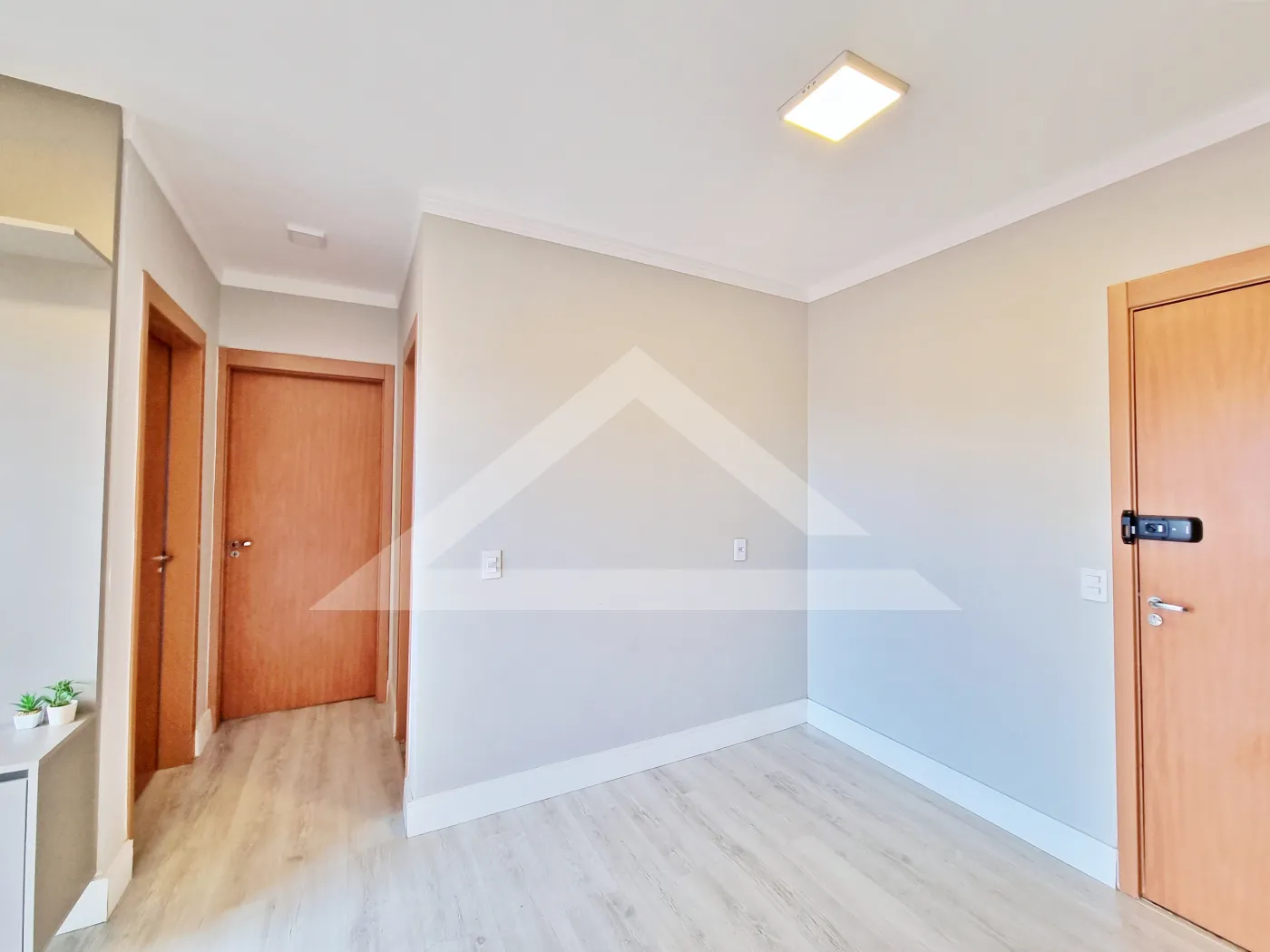 Alugar Apartamento / Padr&atilde;o em Ribeir&atilde;o Preto R$ 2.250,00 - Foto 5