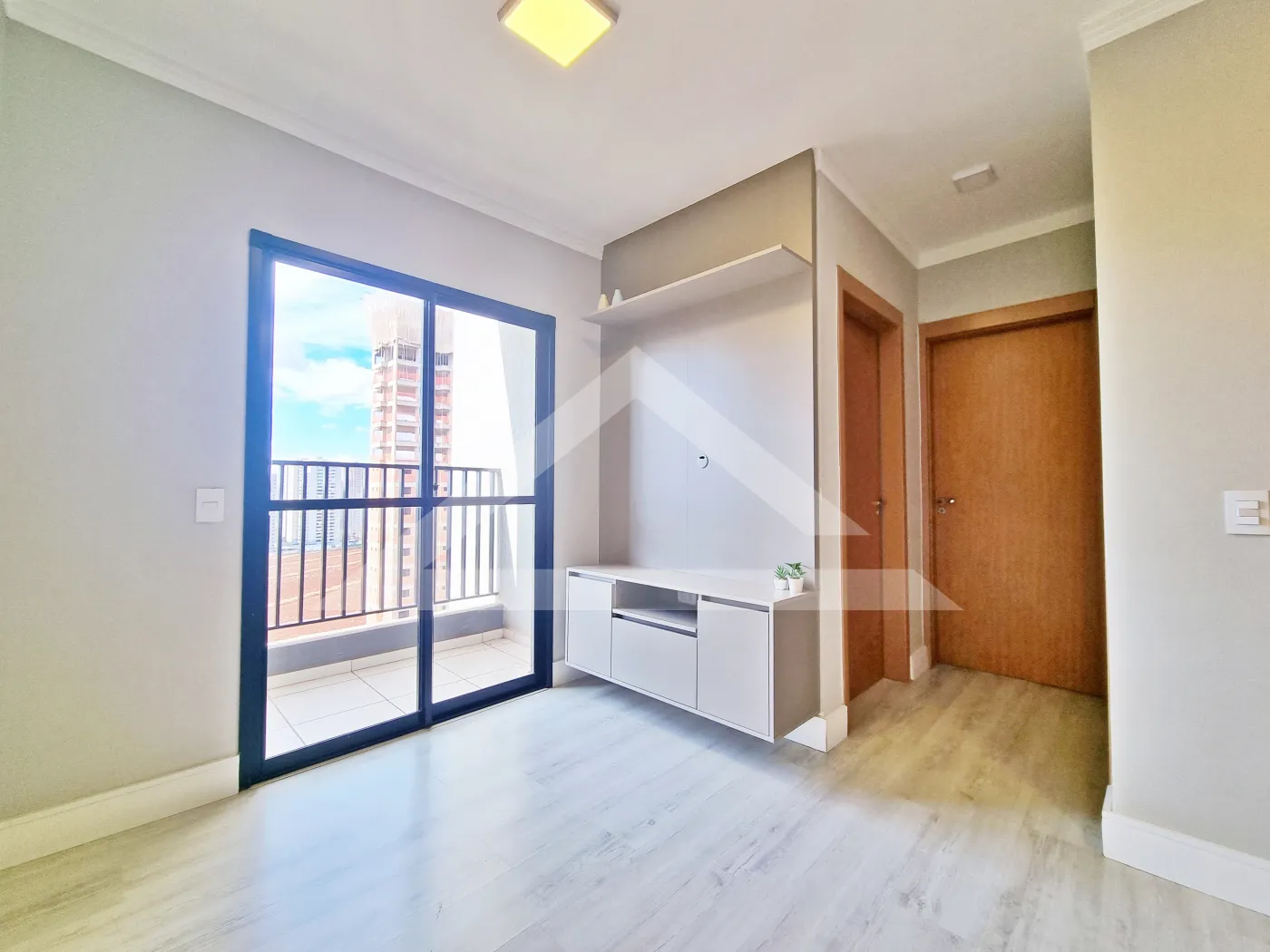 Alugar Apartamento / Padr&atilde;o em Ribeir&atilde;o Preto R$ 2.250,00 - Foto 3