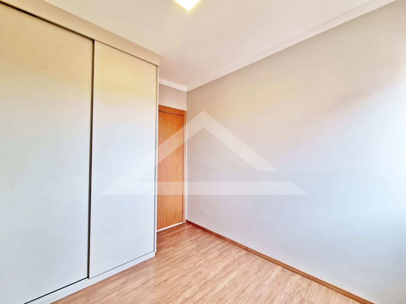 Alugar Apartamento / Padr&atilde;o em Ribeir&atilde;o Preto R$ 2.250,00 - Foto 12