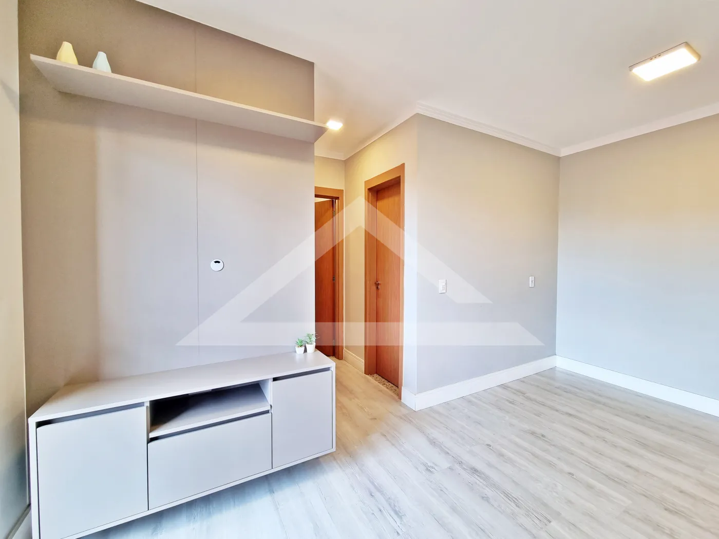 Alugar Apartamento / Padr&atilde;o em Ribeir&atilde;o Preto R$ 2.250,00 - Foto 4