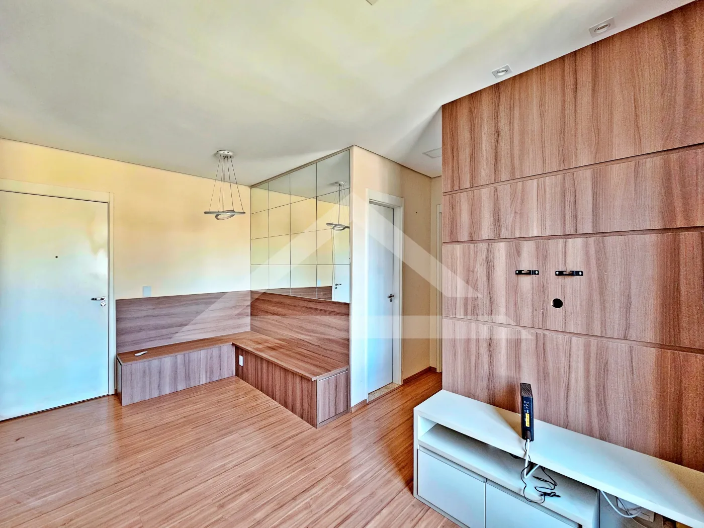 Alugar Apartamento / Padr&atilde;o em Ribeir&atilde;o Preto R$ 1.400,00 - Foto 3