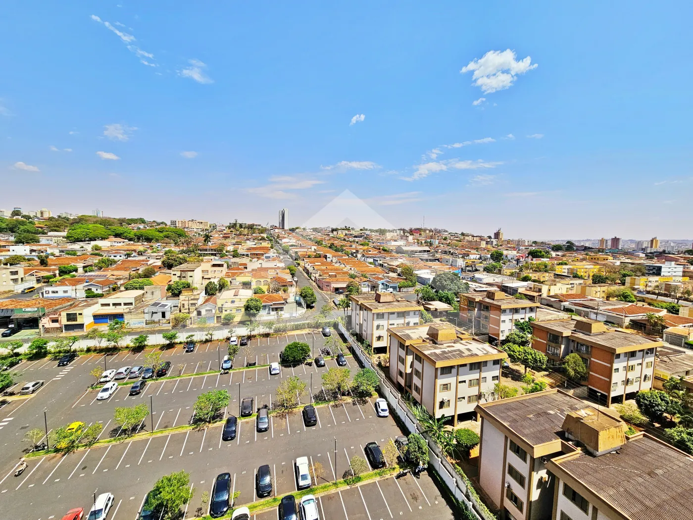 Alugar Apartamento / Padr&atilde;o em Ribeir&atilde;o Preto R$ 1.400,00 - Foto 16