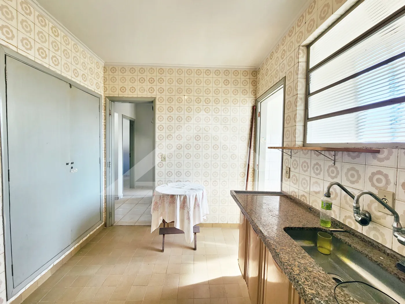 Alugar Apartamento / Padr&atilde;o em Ribeir&atilde;o Preto R$ 1.600,00 - Foto 7