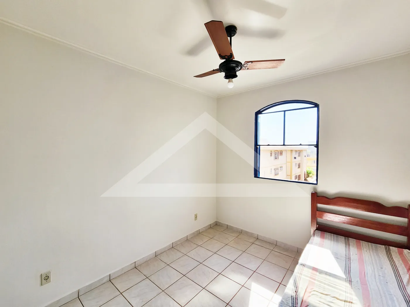 Alugar Apartamento / Padr&atilde;o em Ribeir&atilde;o Preto R$ 1.600,00 - Foto 9