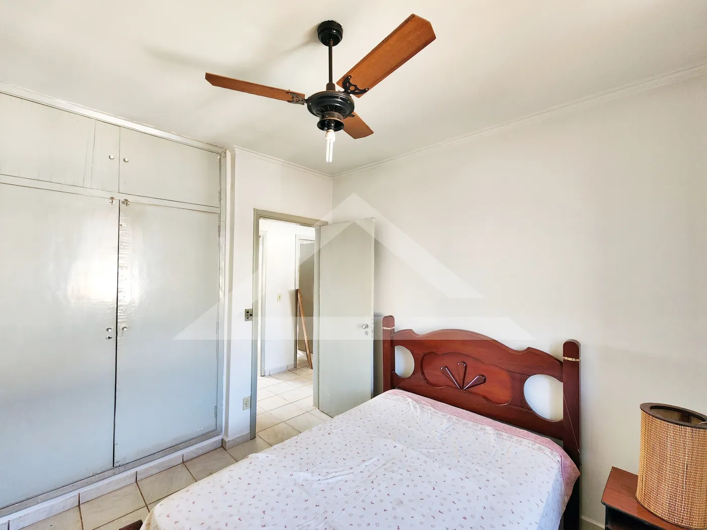 Alugar Apartamento / Padr&atilde;o em Ribeir&atilde;o Preto R$ 1.600,00 - Foto 12