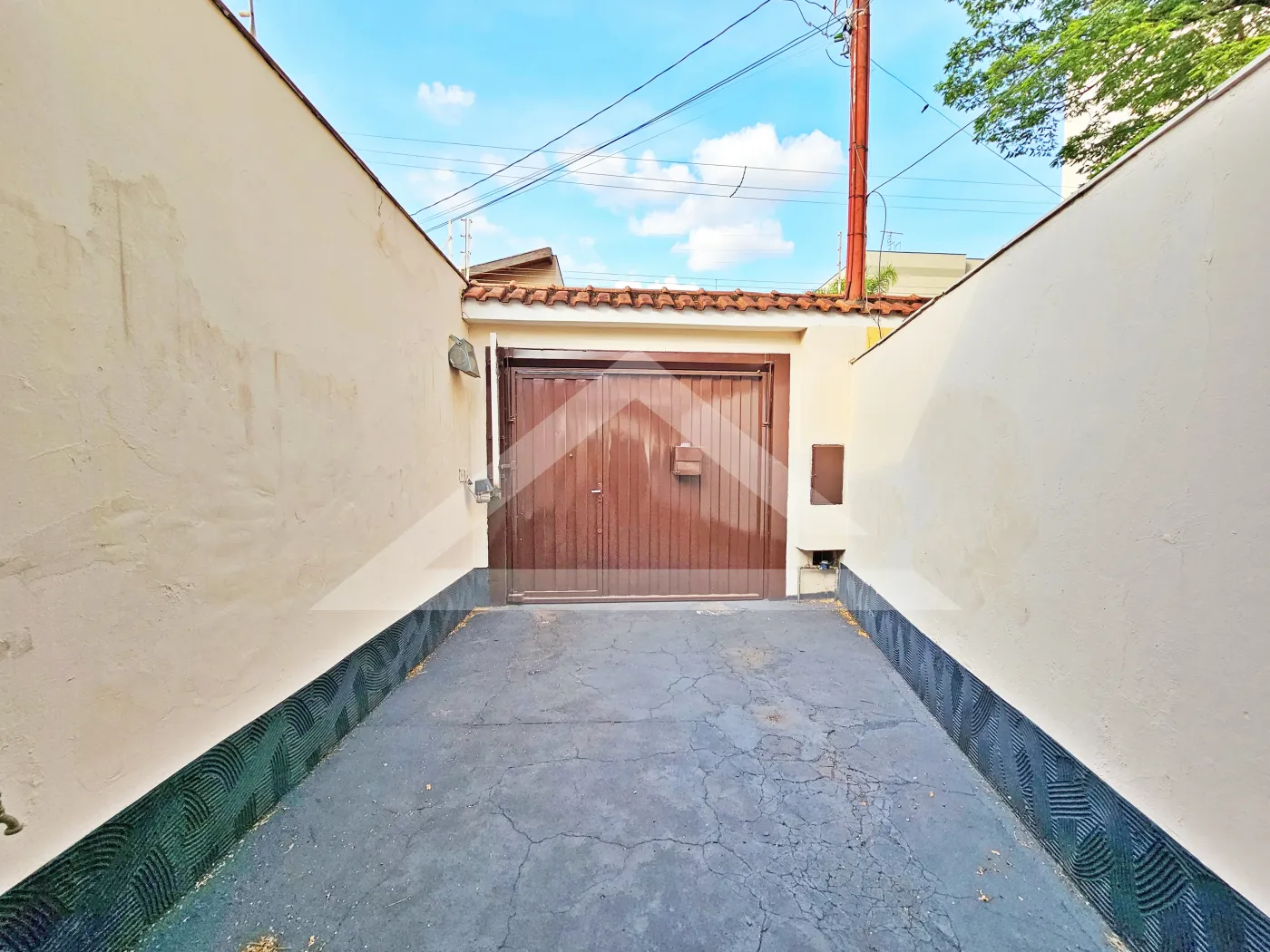 Alugar Casa / T&eacute;rrea Padr&atilde;o em Ribeir&atilde;o Preto R$ 2.700,00 - Foto 1