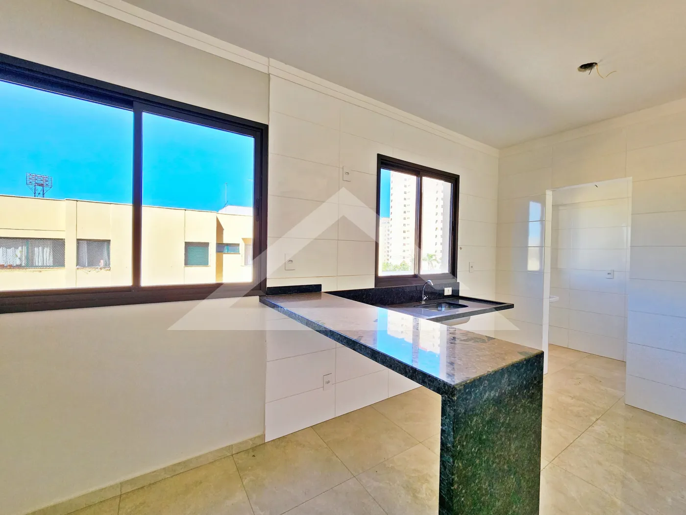 Comprar Apartamento / Padr&atilde;o em Ribeir&atilde;o Preto R$ 418.602,00 - Foto 5