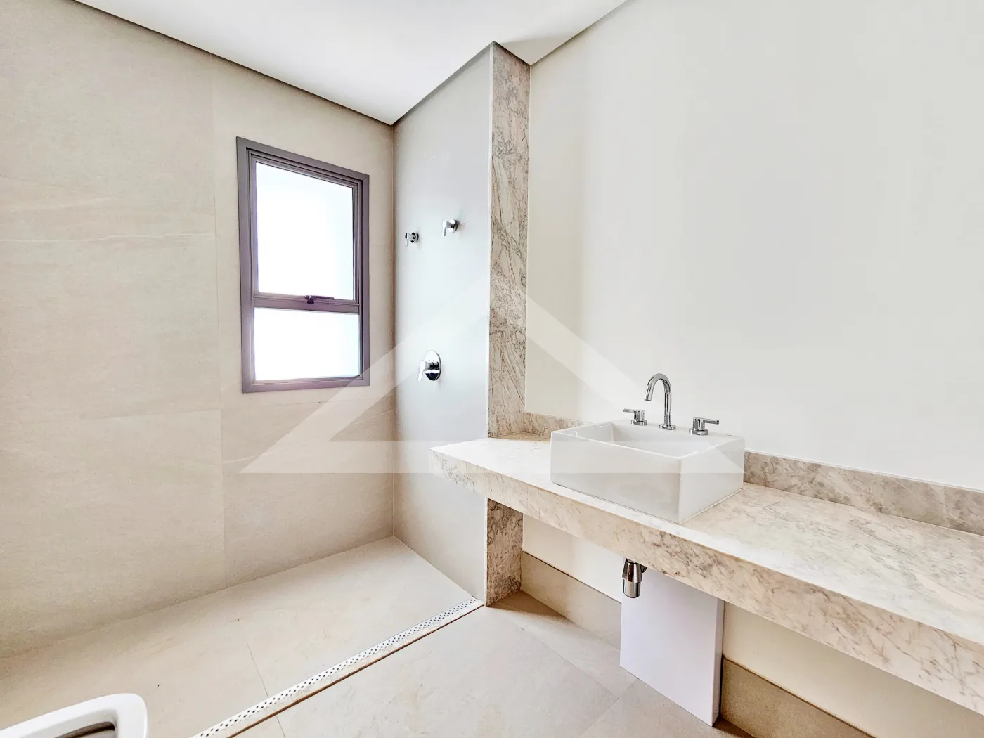 Alugar Apartamento / Padr&atilde;o em Ribeir&atilde;o Preto R$ 13.000,00 - Foto 17