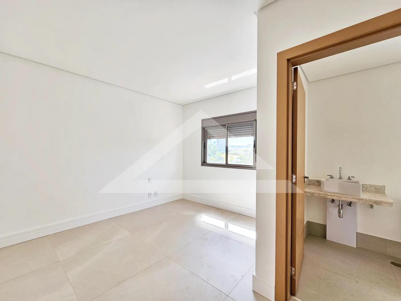 Alugar Apartamento / Padr&atilde;o em Ribeir&atilde;o Preto R$ 13.000,00 - Foto 11