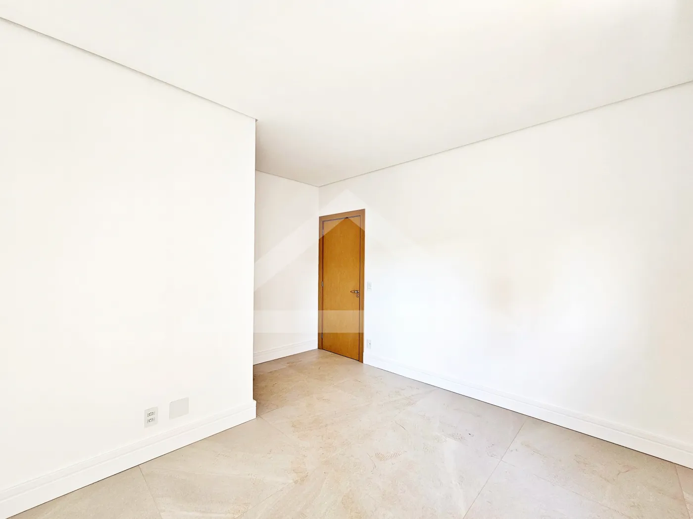 Alugar Apartamento / Padr&atilde;o em Ribeir&atilde;o Preto R$ 13.000,00 - Foto 9