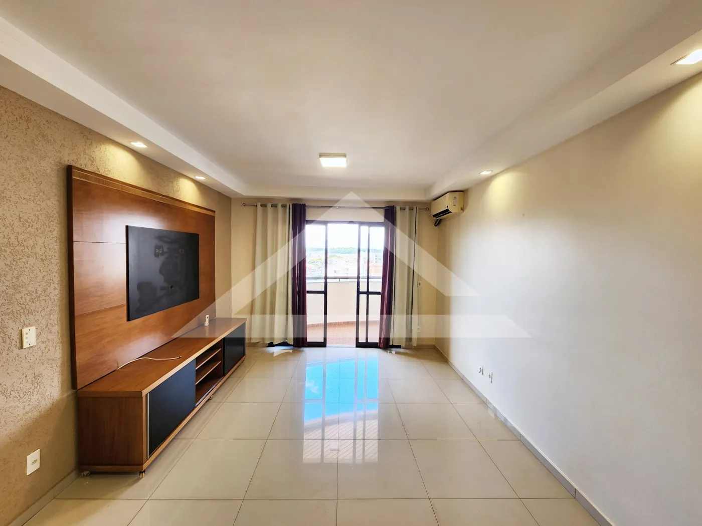 Alugar Apartamento / Padr&atilde;o em Ribeir&atilde;o Preto R$ 2.900,00 - Foto 1