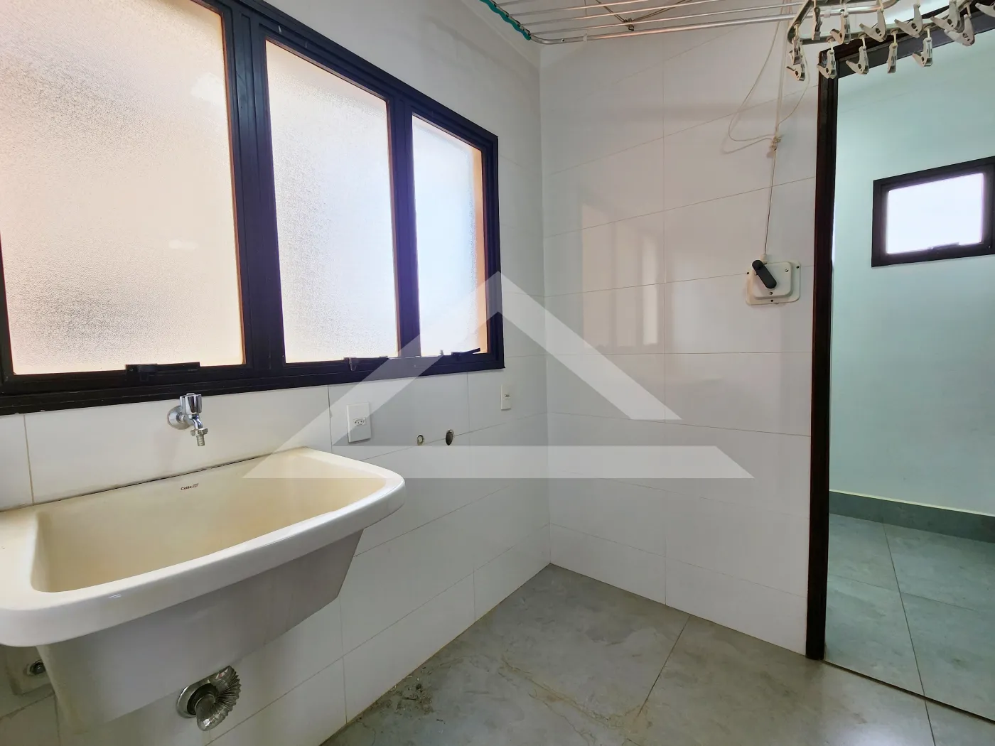 Alugar Apartamento / Padr&atilde;o em Ribeir&atilde;o Preto R$ 2.900,00 - Foto 9