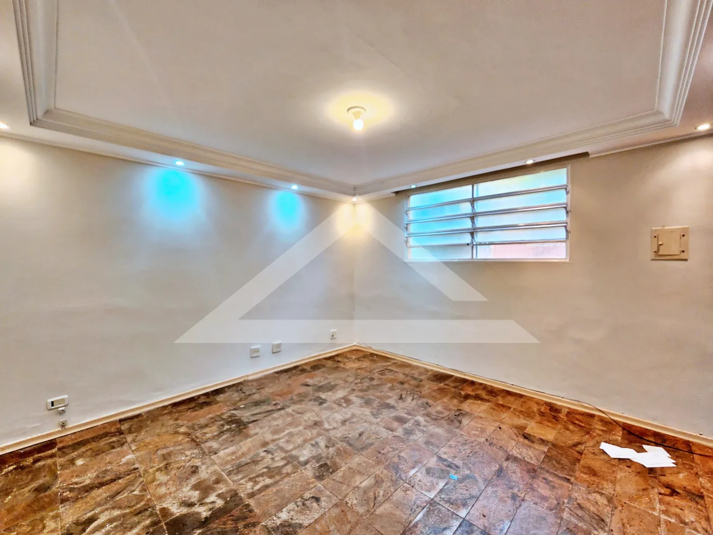 Alugar Apartamento / Padr&atilde;o em Ribeir&atilde;o Preto R$ 1.200,00 - Foto 2