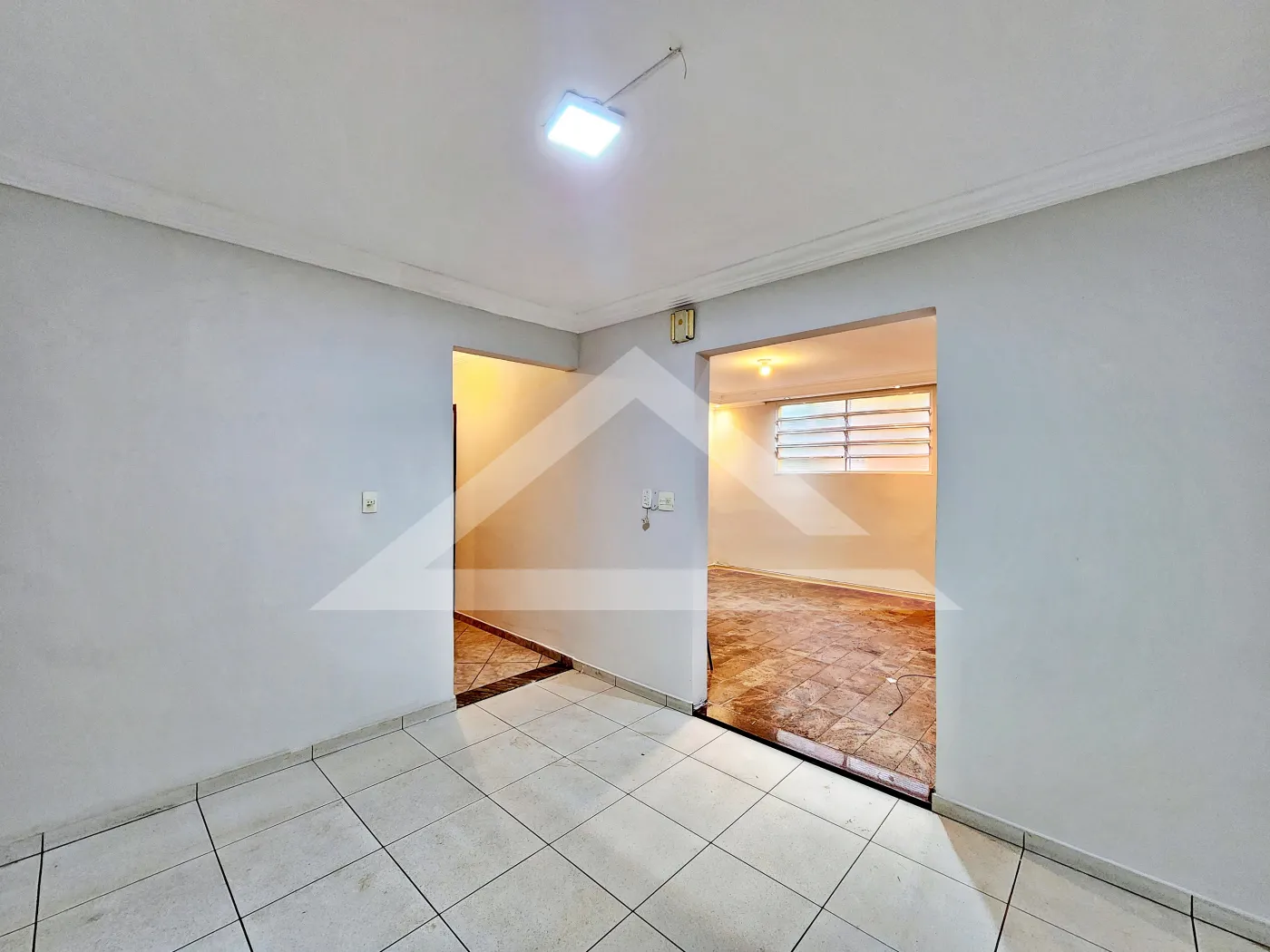 Alugar Apartamento / Padr&atilde;o em Ribeir&atilde;o Preto R$ 1.200,00 - Foto 5