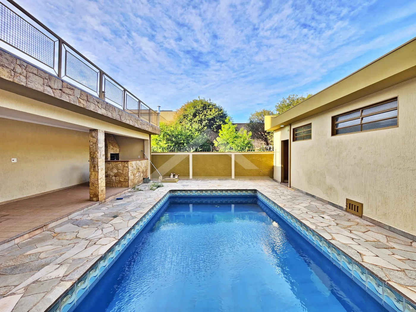 Alugar Casa / T&eacute;rrea Padr&atilde;o em Ribeir&atilde;o Preto R$ 5.500,00 - Foto 1