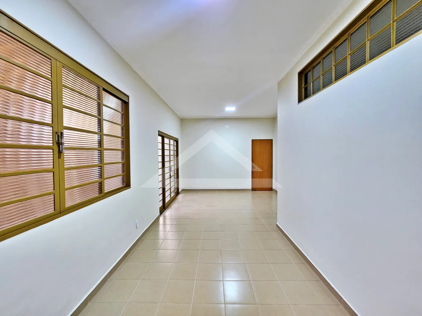 Alugar Casa / T&eacute;rrea Padr&atilde;o em Ribeir&atilde;o Preto R$ 5.500,00 - Foto 5