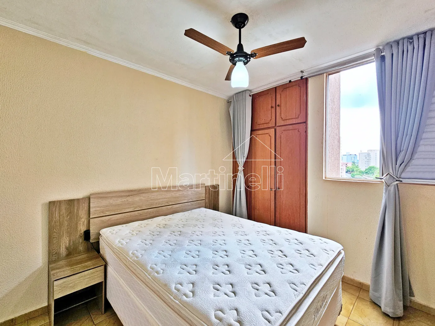 Alugar Apartamento / Padr&atilde;o em Ribeir&atilde;o Preto R$ 1.600,00 - Foto 12