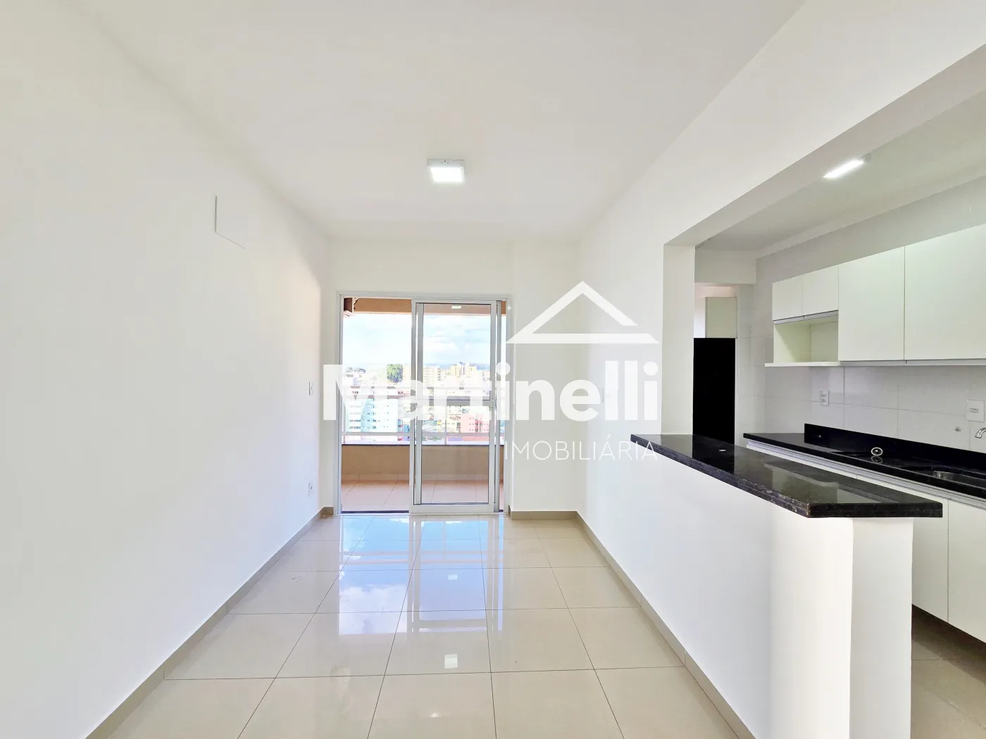 Alugar Apartamento / Padr&atilde;o em Ribeir&atilde;o Preto R$ 1.900,00 - Foto 1
