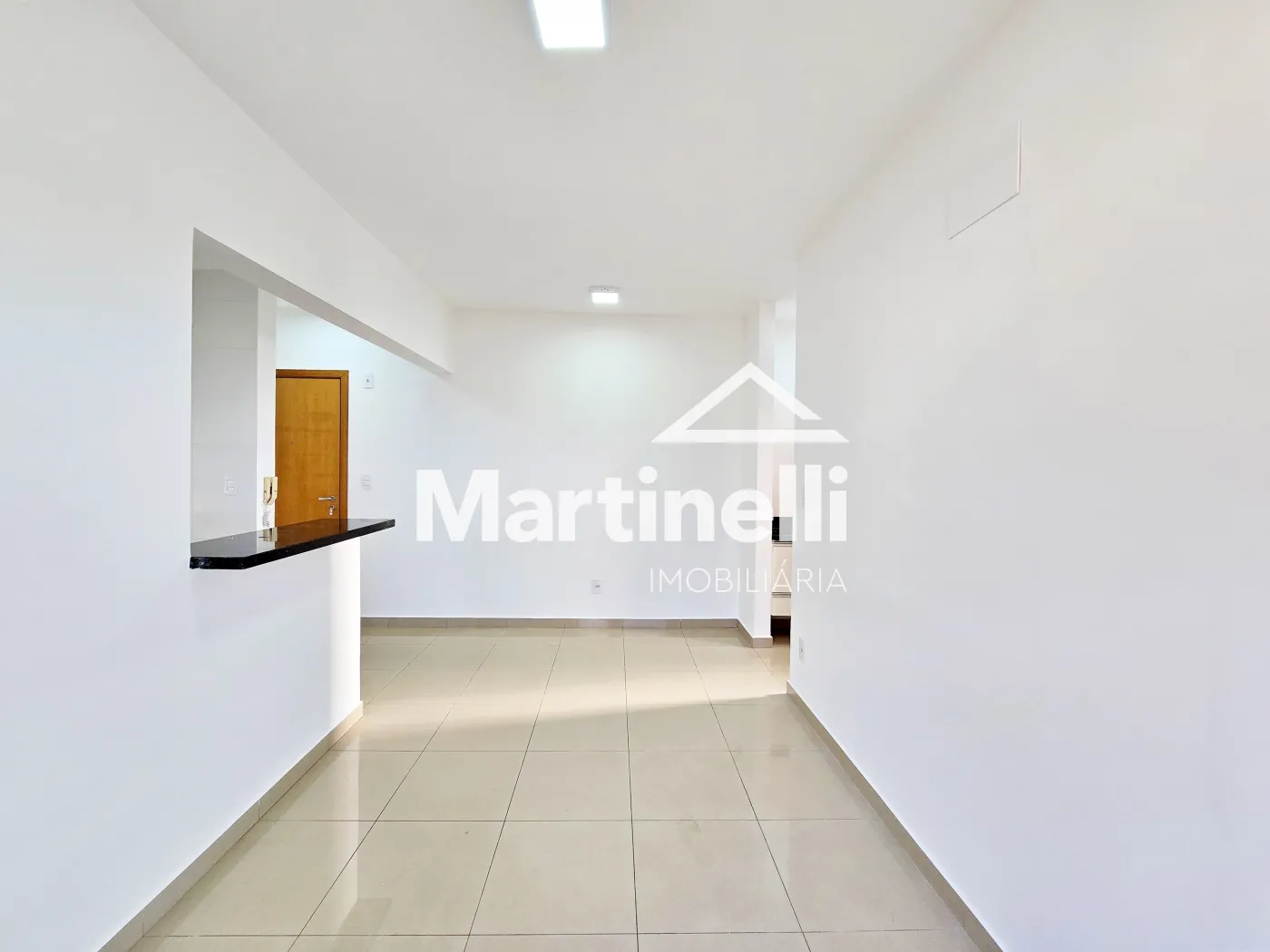 Alugar Apartamento / Padr&atilde;o em Ribeir&atilde;o Preto R$ 1.900,00 - Foto 3