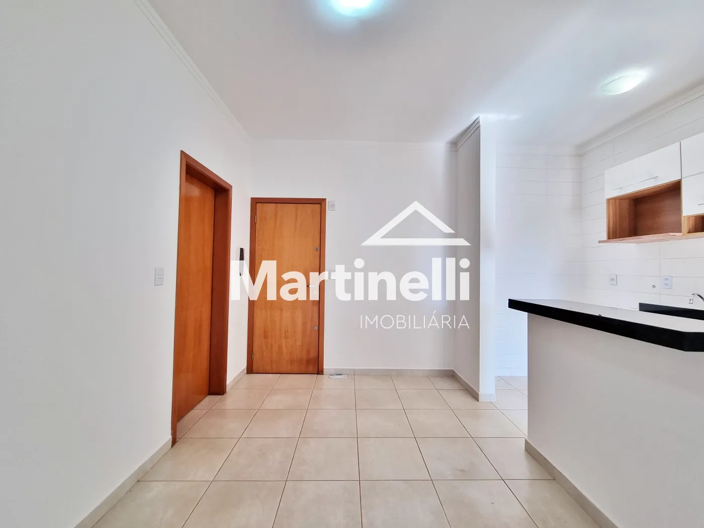 Alugar Apartamento / Padr&atilde;o em Ribeir&atilde;o Preto R$ 1.750,00 - Foto 2