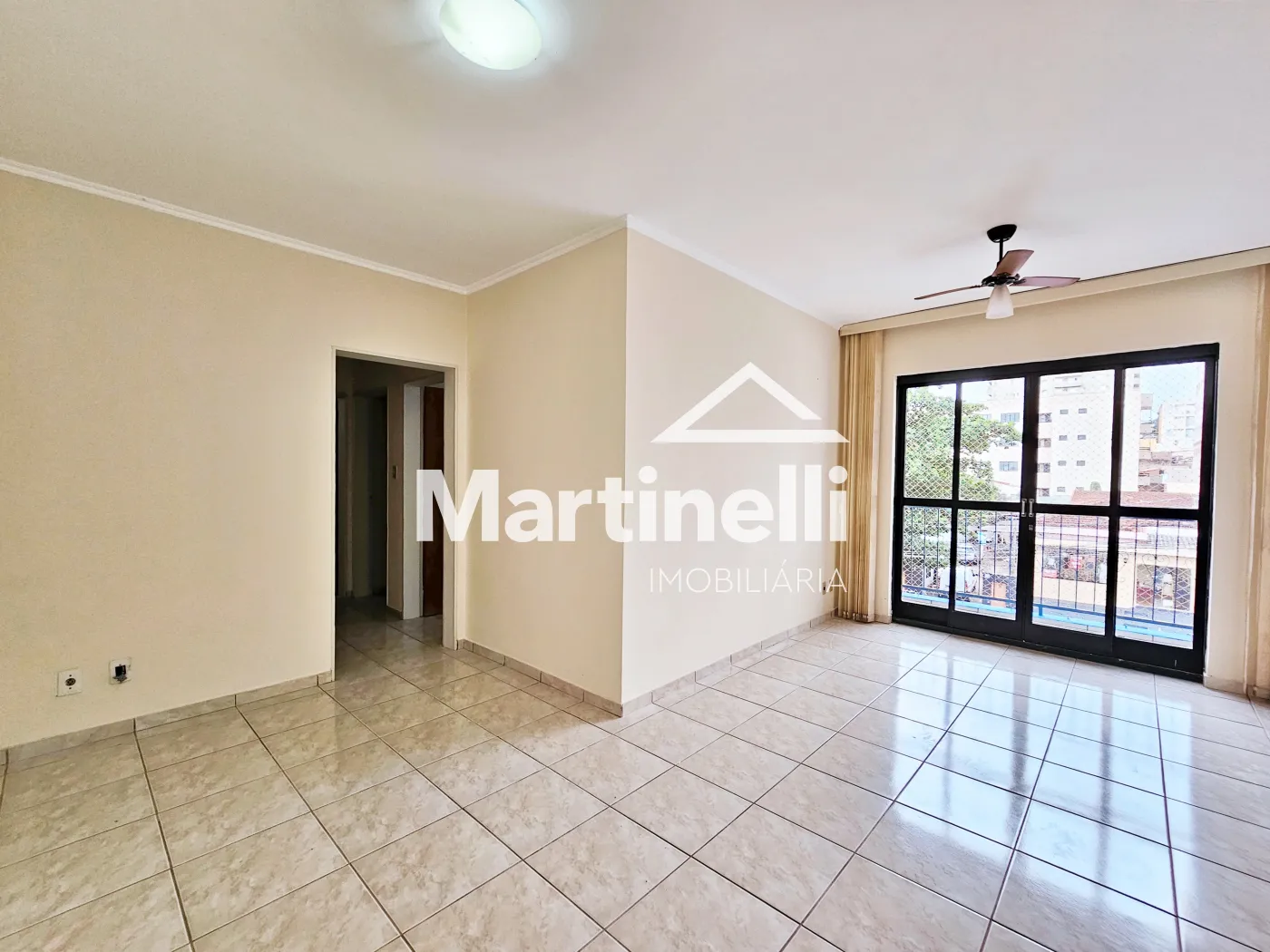 Alugar Apartamento / Padr&atilde;o em Ribeir&atilde;o Preto R$ 1.600,00 - Foto 1