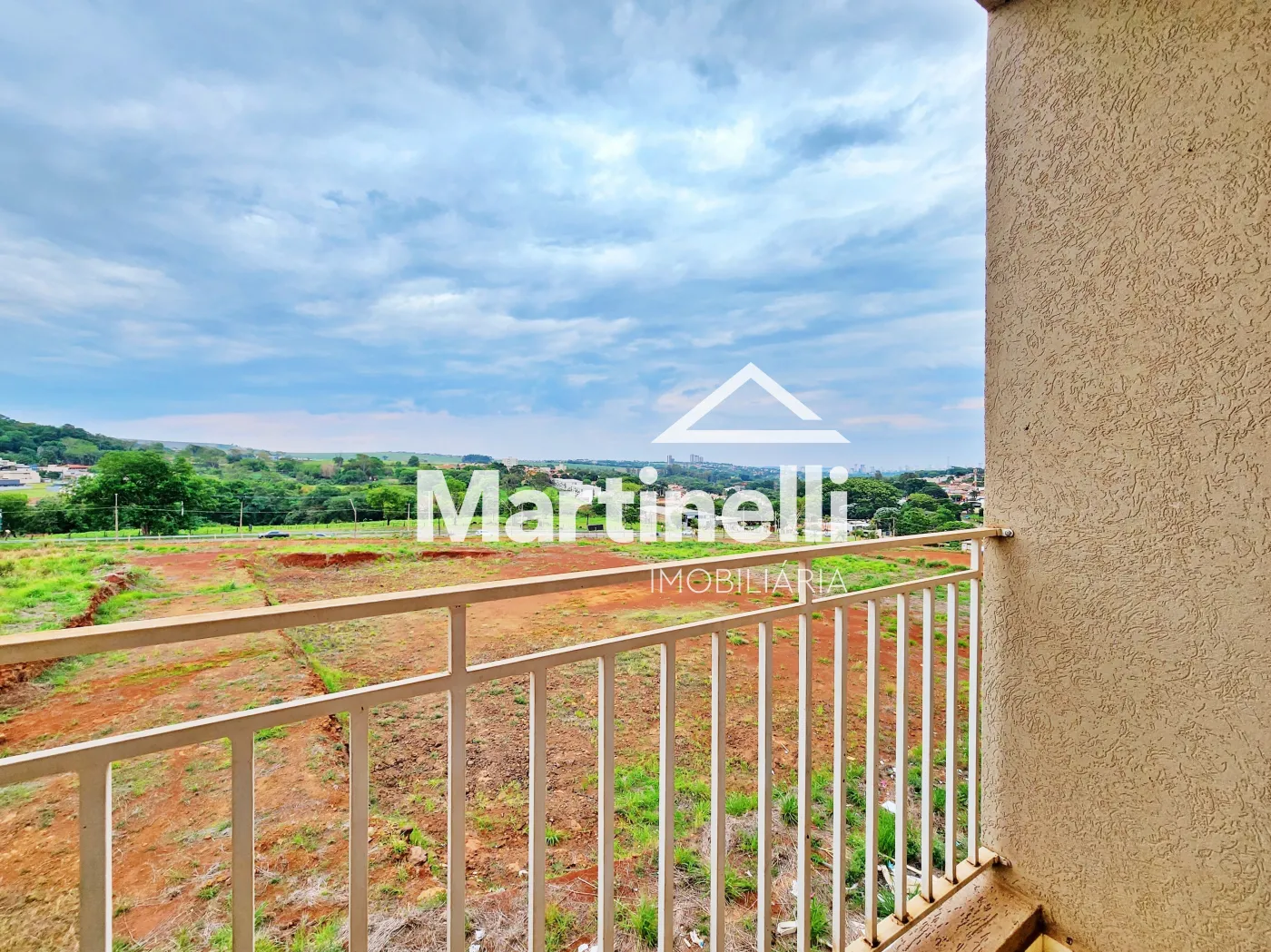 Alugar Apartamento / Padr&atilde;o em Ribeir&atilde;o Preto R$ 1.100,00 - Foto 4