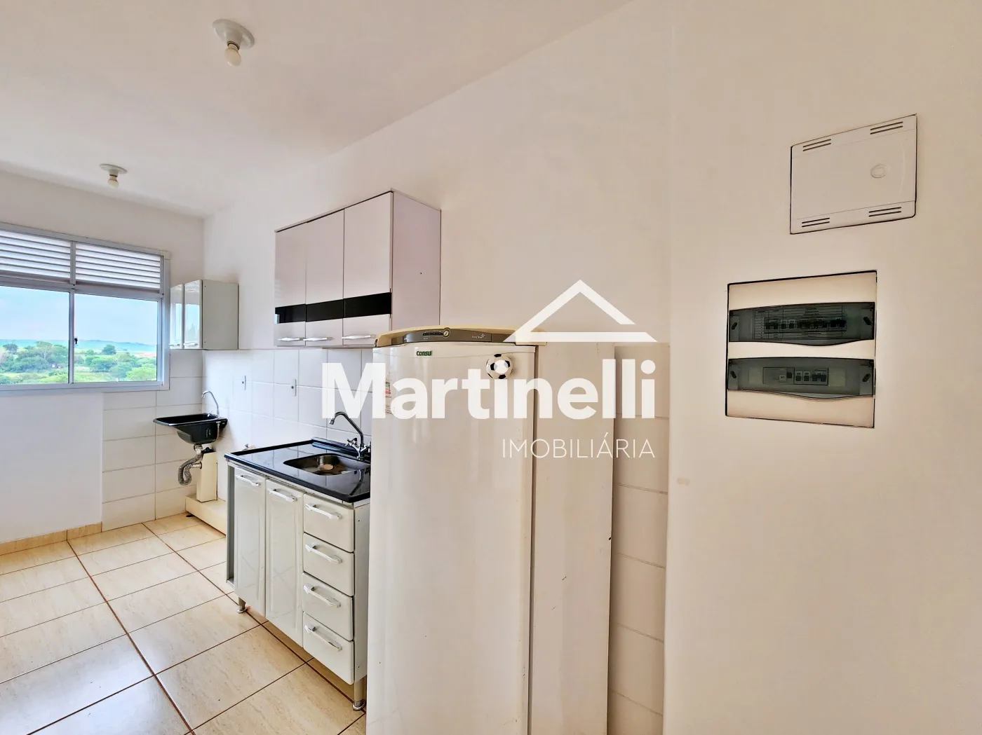 Alugar Apartamento / Padr&atilde;o em Ribeir&atilde;o Preto R$ 1.100,00 - Foto 5